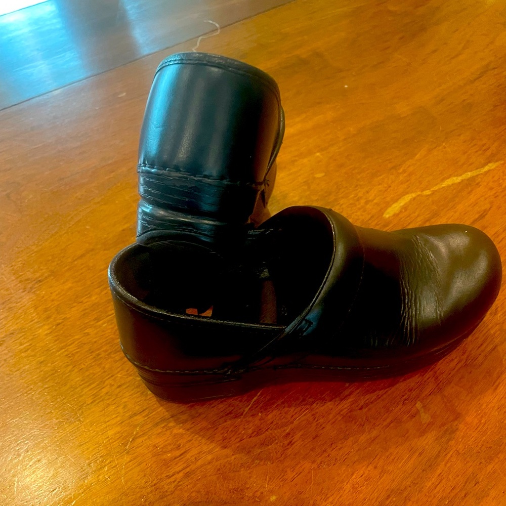Dansko XP Clogs Size 39